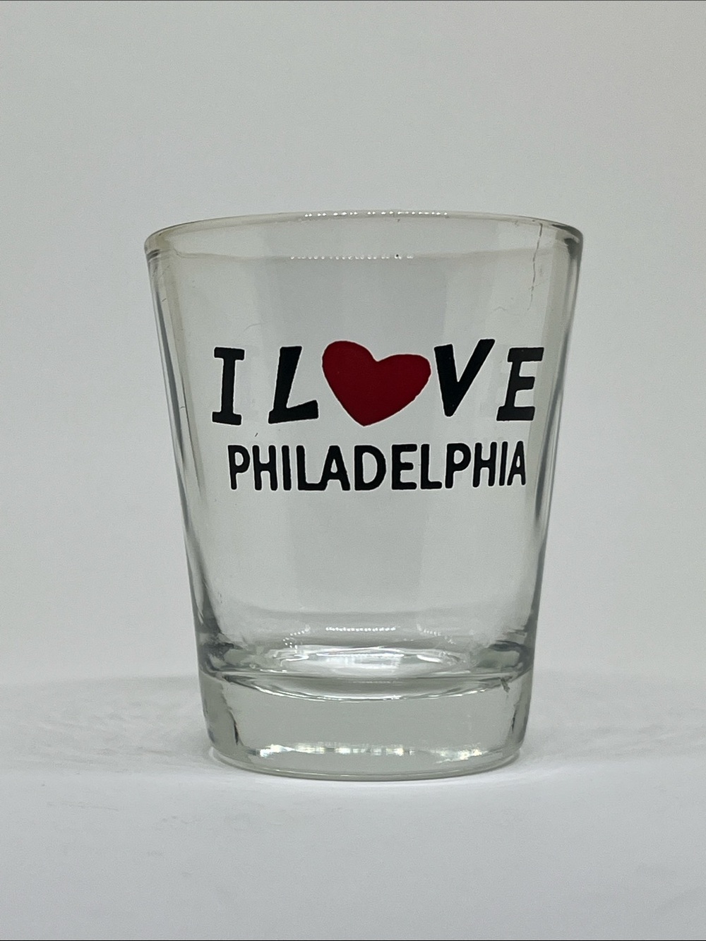 I Love Philadelphia Shot Glass with Red Heart - Picture 1 of 2